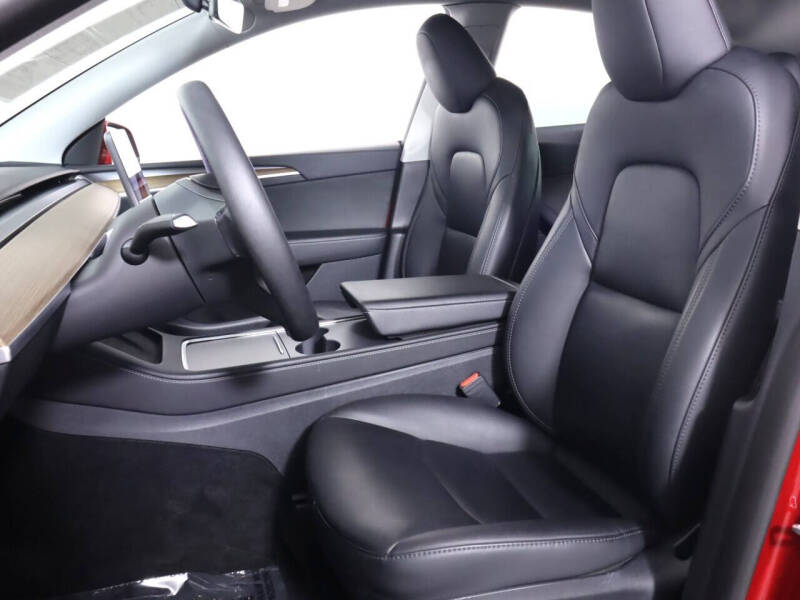 2024 Tesla Model Y Performance