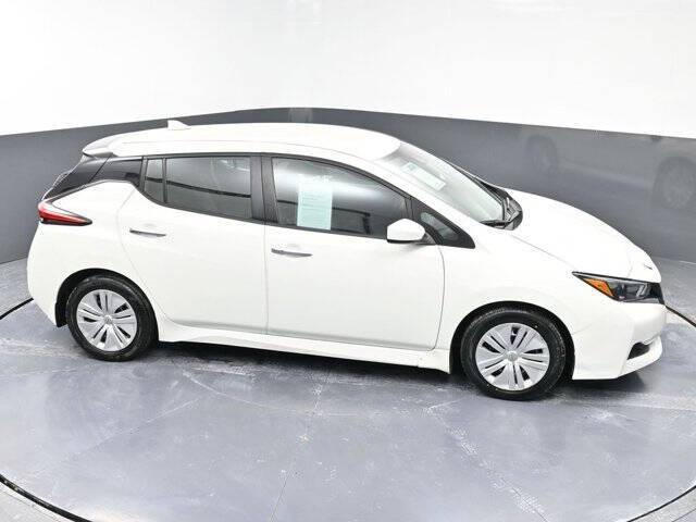 2023 Nissan LEAF S