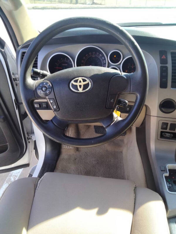 2011 Toyota Tundra Grade