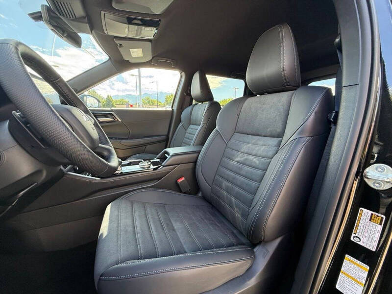 2026 Mitsubishi Outlander LE