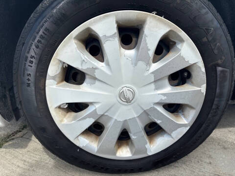 2019 Nissan Versa SV