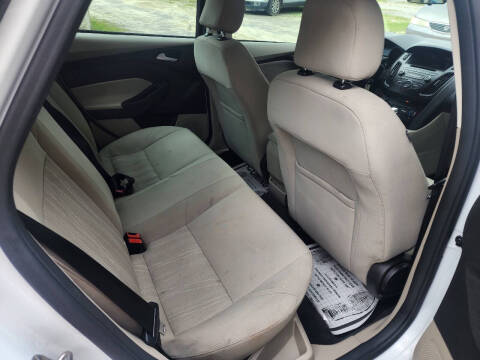 2015 Ford Focus SE