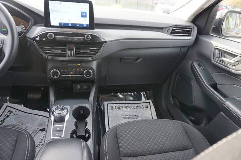 2025 Ford Escape Active