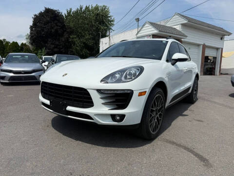 2016 Porsche Macan
