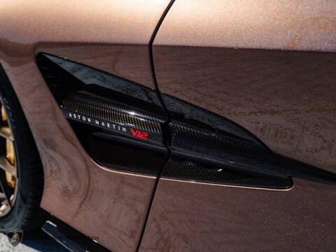 2025 Aston Martin Vanquish