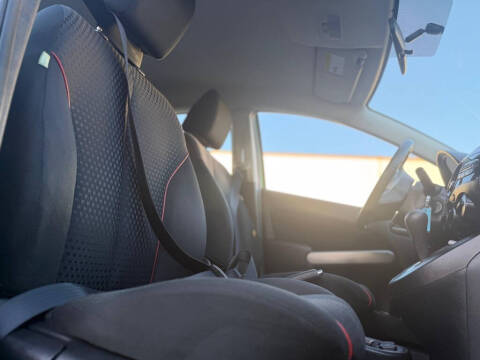 2013 Mazda MAZDA2 Touring