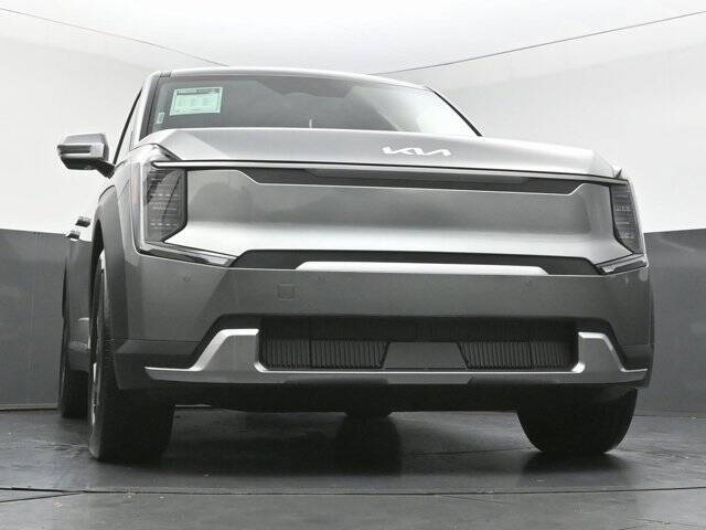 2024 Kia EV9 Light Long Range