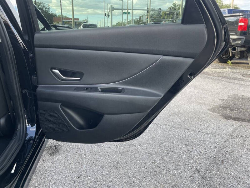2023 Hyundai Elantra
