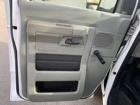 2014 Ford E-Series
