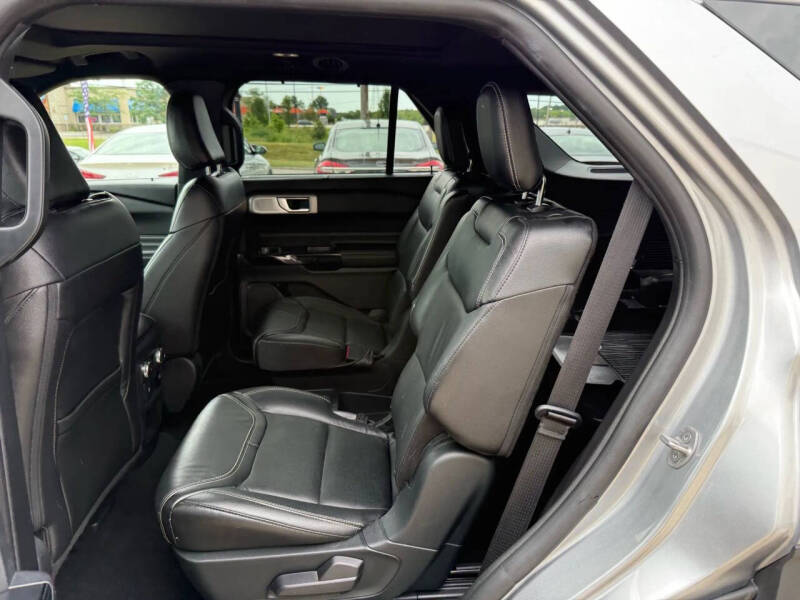 2021 Ford Explorer ST