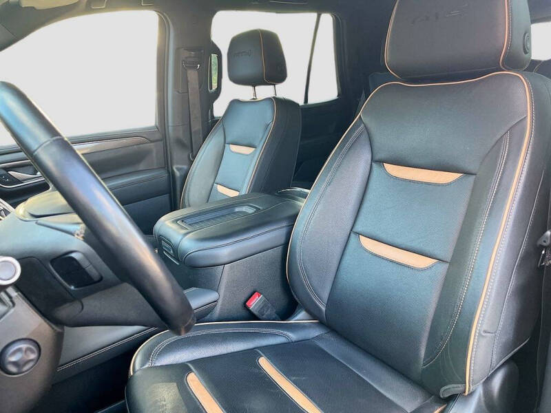 2022 GMC Yukon AT4