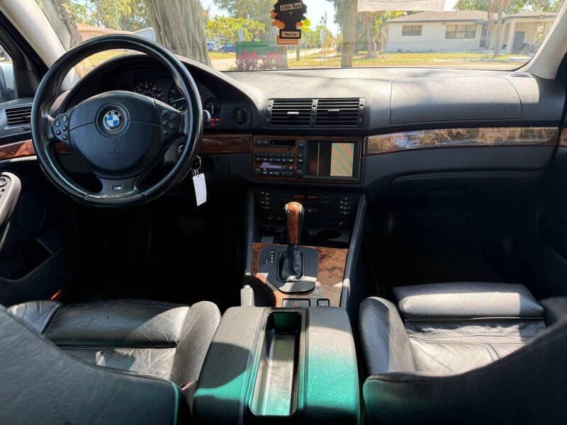 2000 BMW 5 Series 540i