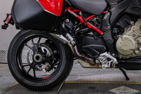 2023 Ducati Multistrada V4 Pike Peak