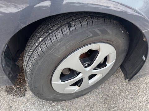 2012 Toyota Prius Two