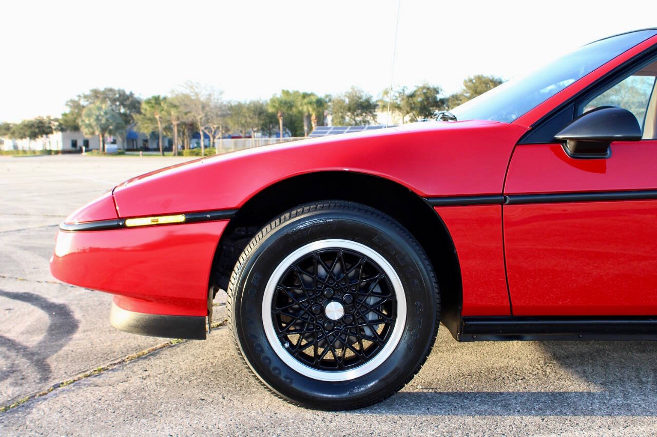 1988 Pontiac Fiero 52
