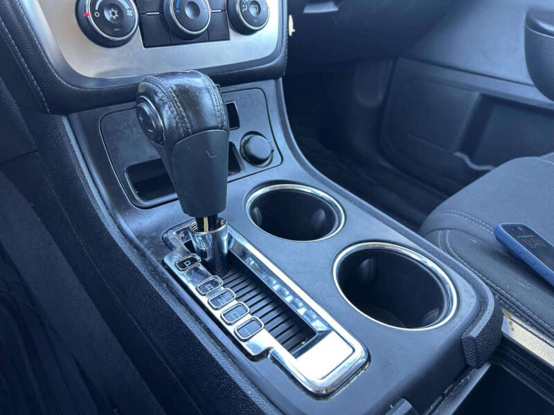 2013 GMC Acadia SLE-1