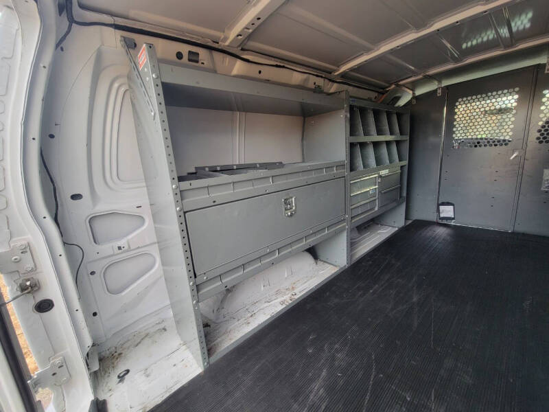 2005 Ford E-Series E-250