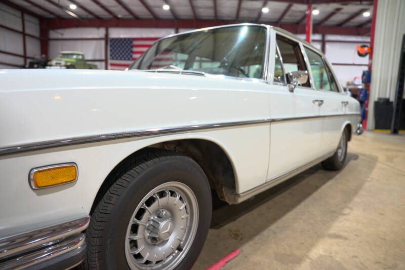 1972 Mercedes-Benz 280-Class