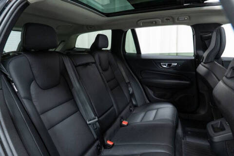 2024 Volvo V60 Cross Country B5 Plus