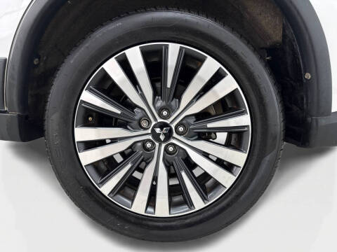 2019 Mitsubishi Outlander SE