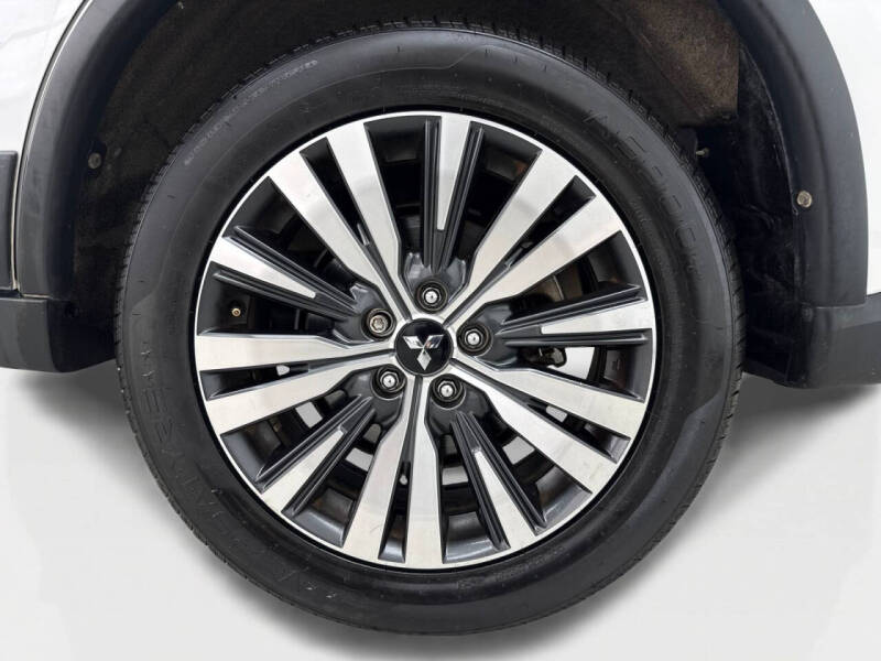 2019 Mitsubishi Outlander SE