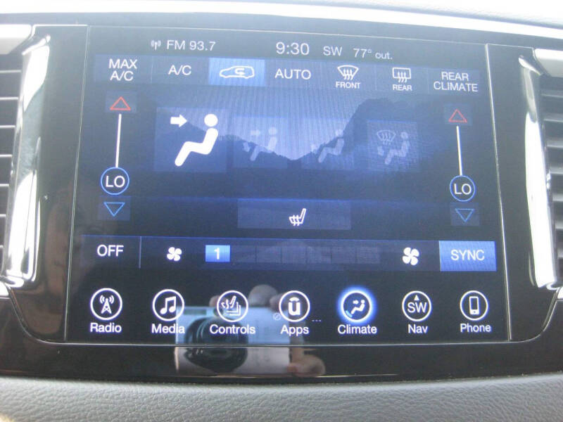 2017 Chrysler Pacifica Touring-L