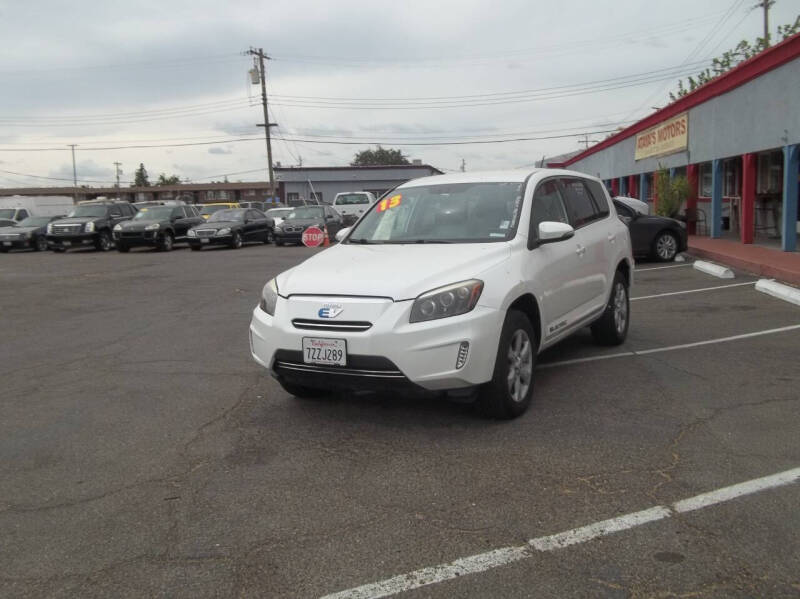 2013 Toyota RAV4 EV photo 16