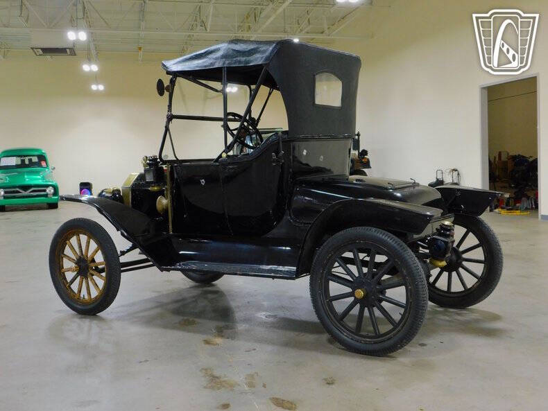 1914 Ford Model T