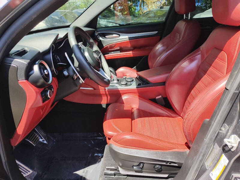 2019 Alfa Romeo Stelvio Ti