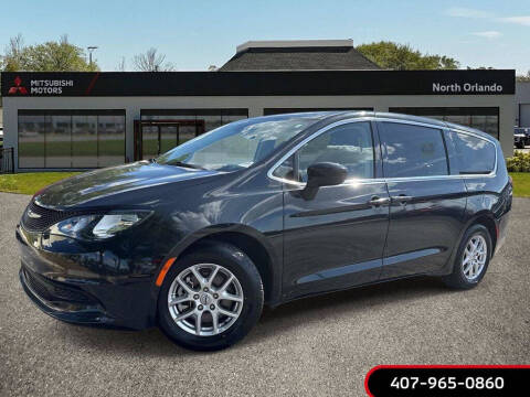 2023 Chrysler Voyager LX