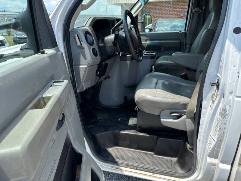 2019 Ford E-Series