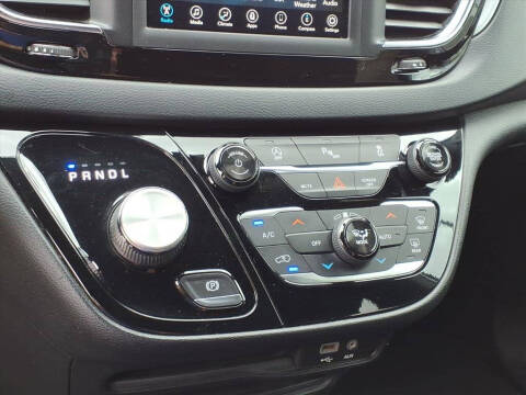 2019 Chrysler Pacifica Touring Plus