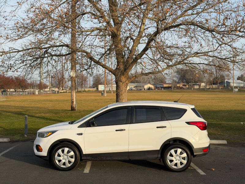 2019 Ford Escape S