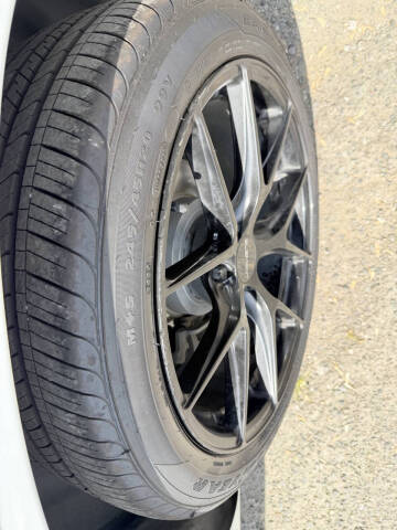 2018 Dodge Challenger SXT Plus