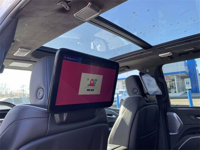 2024 Cadillac Escalade-V ESV