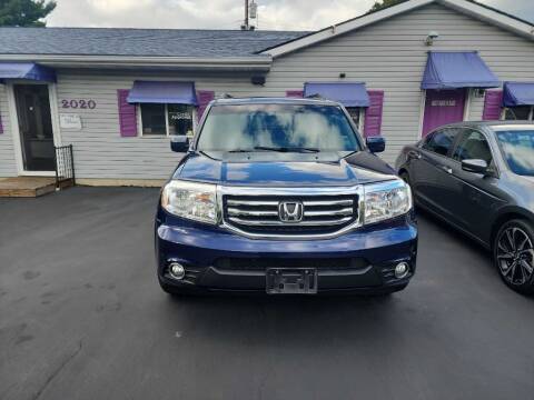 2013 Honda Pilot for sale at First  Autos in Rockford IL