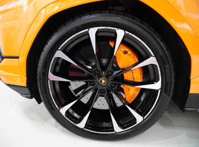 2024 Lamborghini Urus S