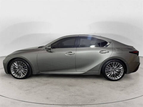 2023 Lexus IS 300
