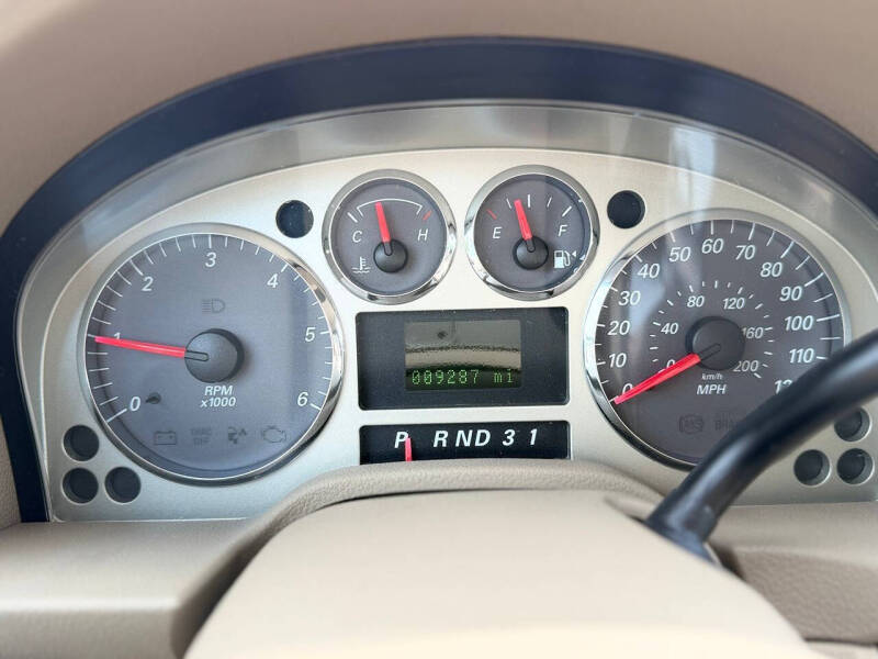 2005 Mercury Monterey Luxury