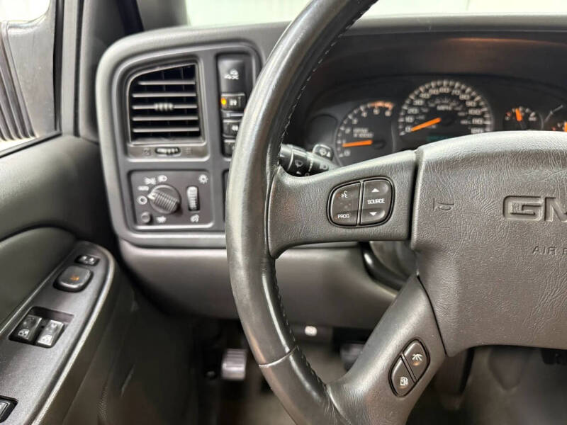 2004 GMC Sierra 2500HD