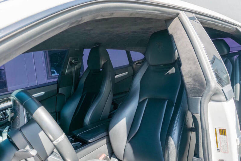 2019 Lamborghini Urus