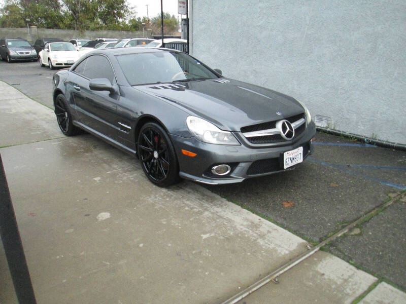 2009 Mercedes-Benz SL-Class for sale at Unique Plaza Auto Sales in Sacramento CA