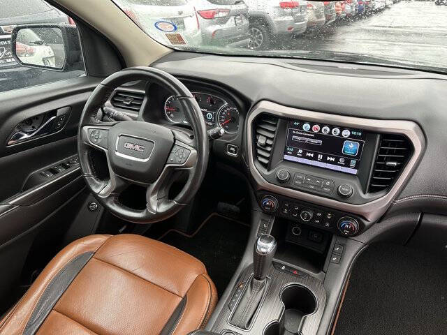 2017 GMC Acadia SLT-1