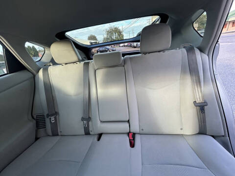 2012 Toyota Prius Two