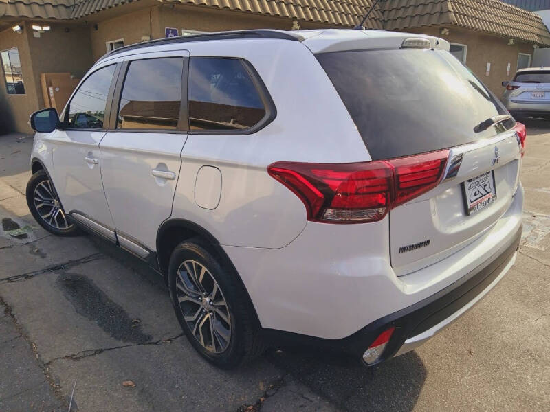 2016 Mitsubishi Outlander SEL