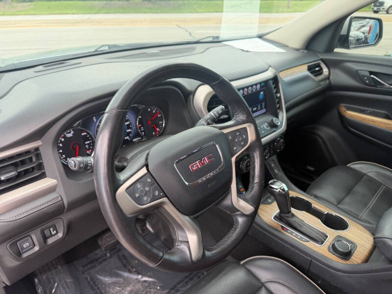2019 GMC Acadia Denali