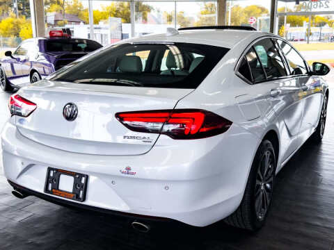 2019 Buick Regal Sportback Essence