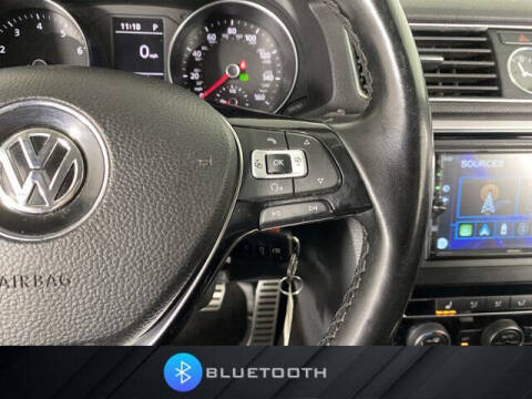 2017 Volkswagen Passat 1.8T R-Line