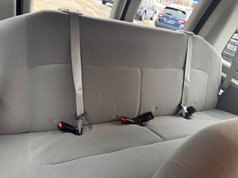 2012 Ford E-Series E-350 SD XLT