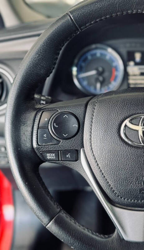 2017 Toyota Corolla XLE